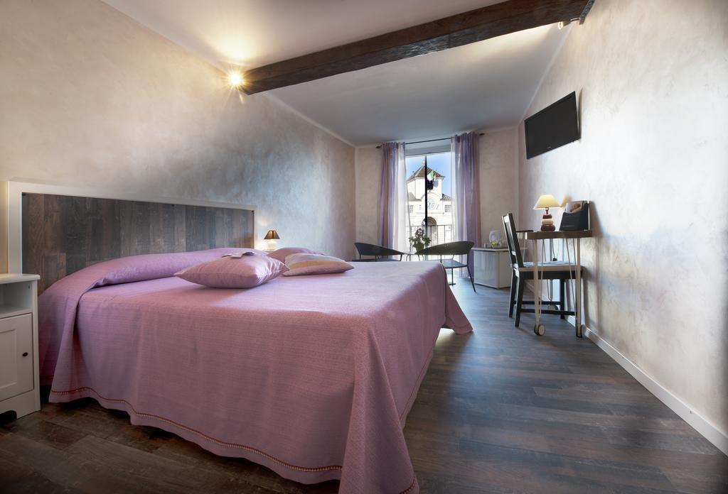 La Finestra Sulla Reggia Bed & Breakfast Venaria Reale Luaran gambar
